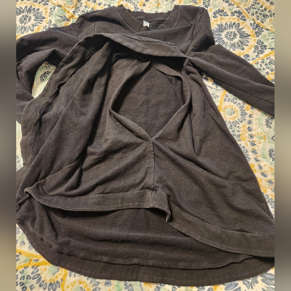Latched Mama Nursing Crewneck In Black With Sparkles Women's Size Large - Picture 3 of 8